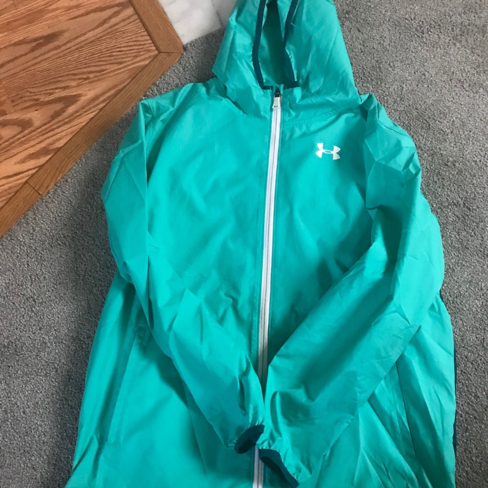 Under Armour wind Breaker